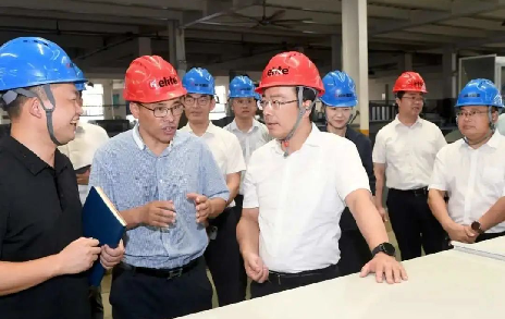 全面優(yōu)化中小企業(yè)服務體系 精準助力民營經(jīng)濟高質(zhì)量發(fā)展丨紹興市副市長、上虞區(qū)委書記魯霞光來聚英調(diào)研指導工作